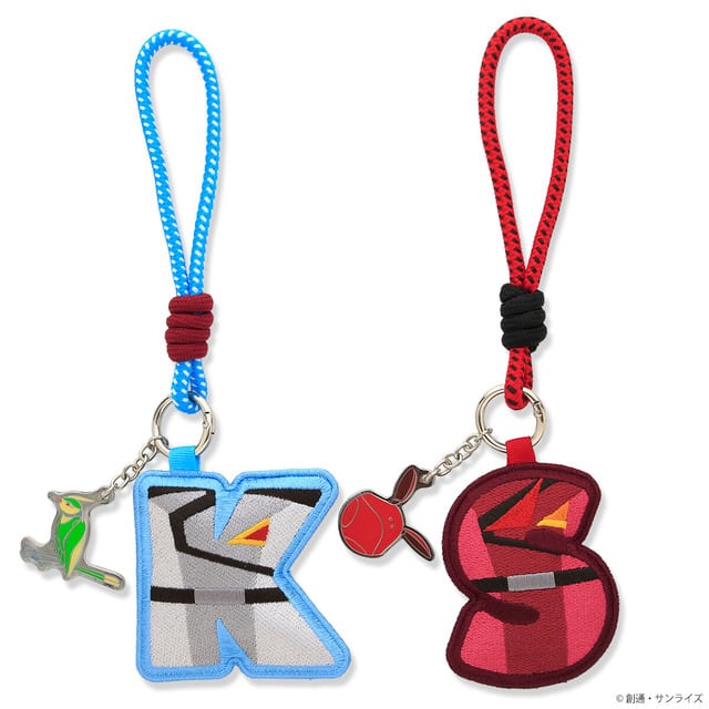 เปิดตัวกระเป๋าโทตและพวงกุญแจปักลาย Kira & Shin จาก Gundam SEED FREEDOM — สวยงามด้วยลายปักชุดคอมพาสและจี้ Torii กับ Haro